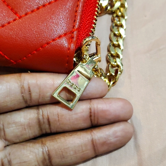 Red Quilted Bebe wristlet - Picture 3 of 4